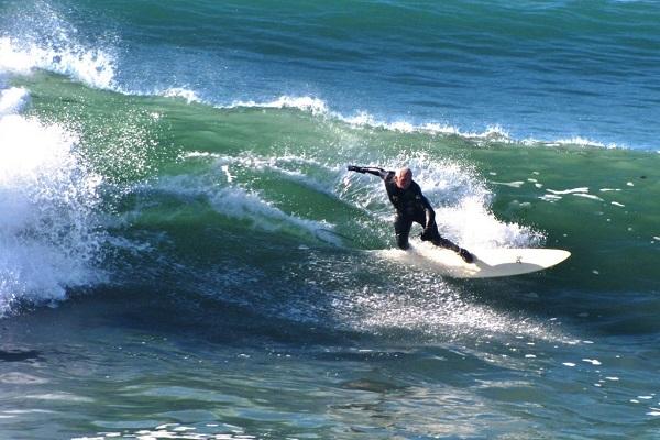 Cele mai bune zece locuri de surf din lume