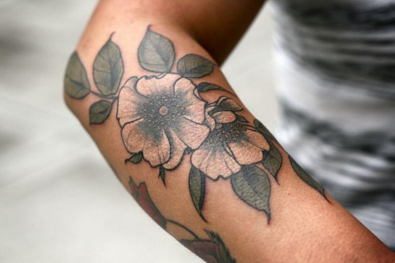 260 gyönyörű női kéz tetoválási vázlata