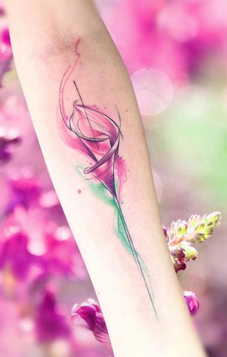 Dámské tetování na paži 2022: TOP 100 krásných fotografií