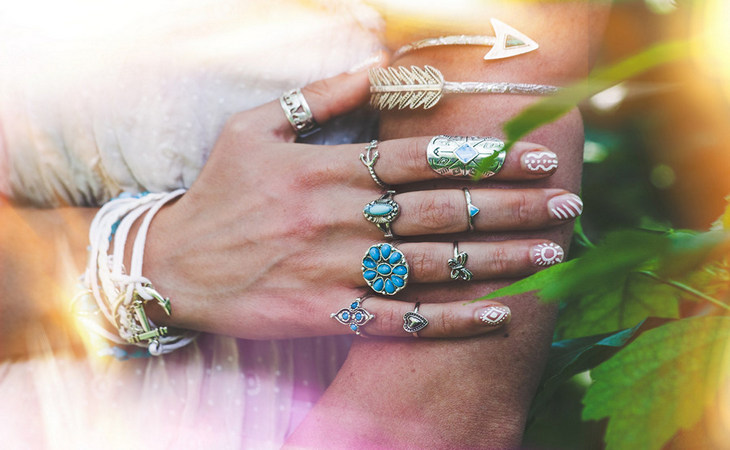 Rings on fingers