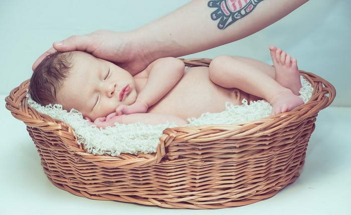 newborn photography pose